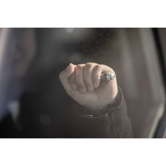 Smith & Wesson&reg; Vehicle Escape Tool